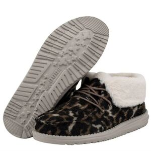 Hey Dude Britt Abstract Tan Leopard Shoe Size Women's 9